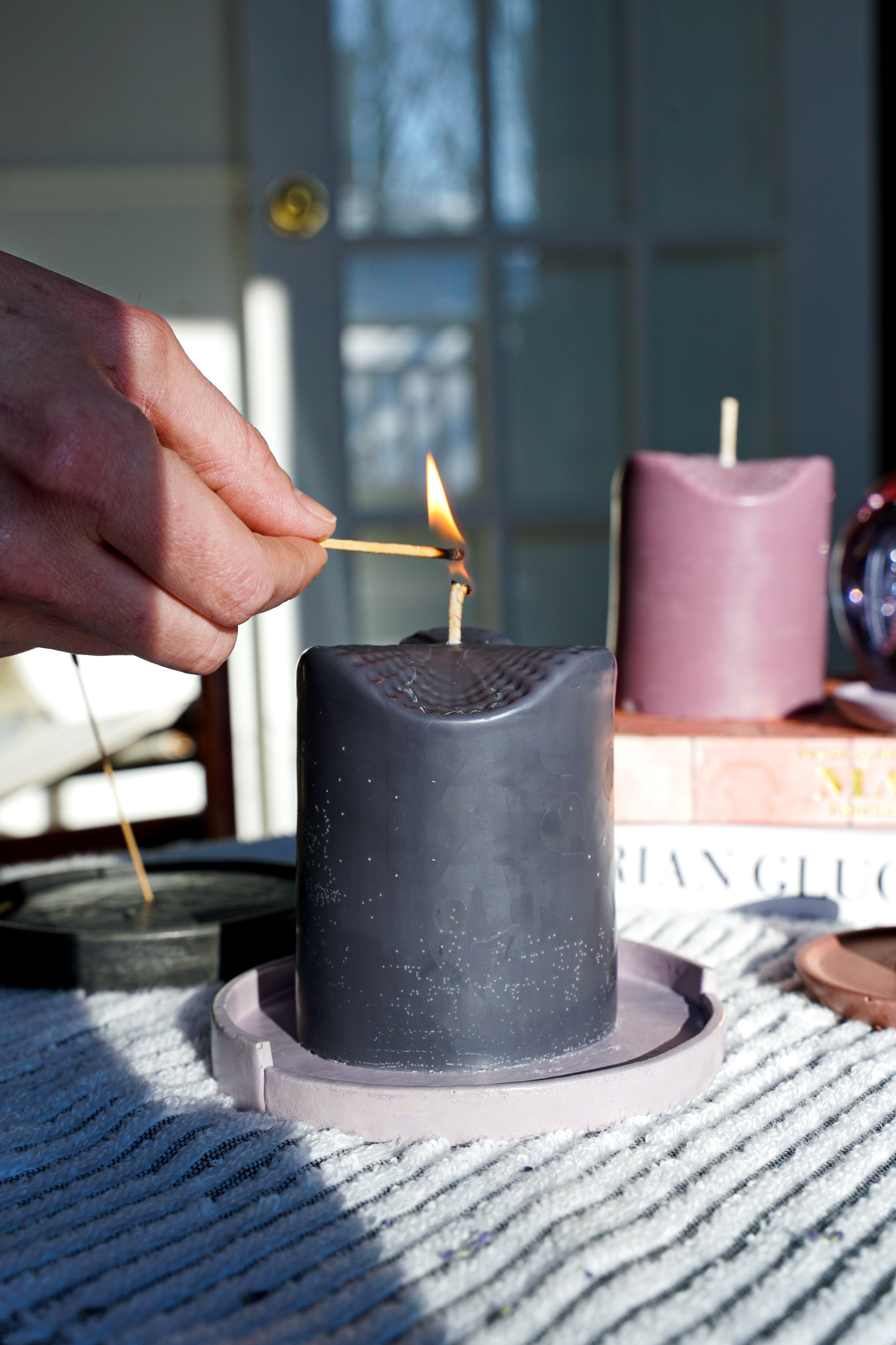 FUME Concrete Drip Plate and Incense Holder - Lavender